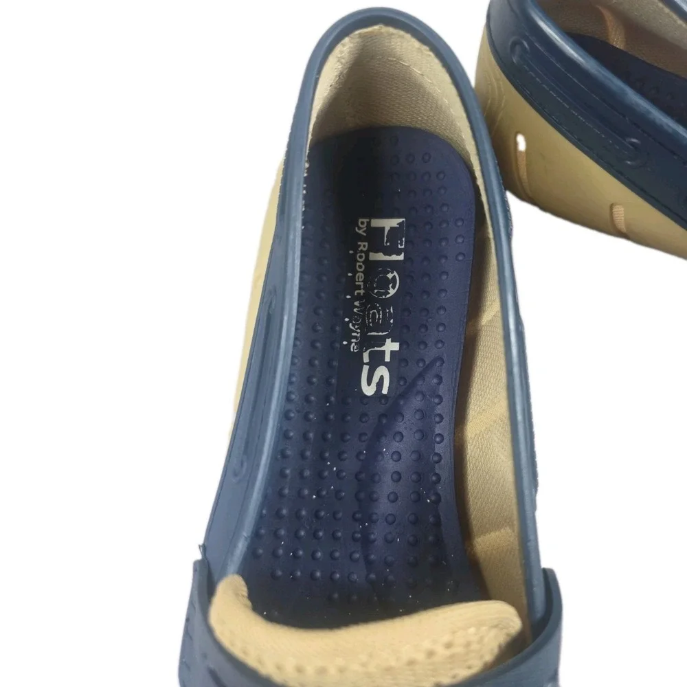 Robert Wayne Footwear brand floats